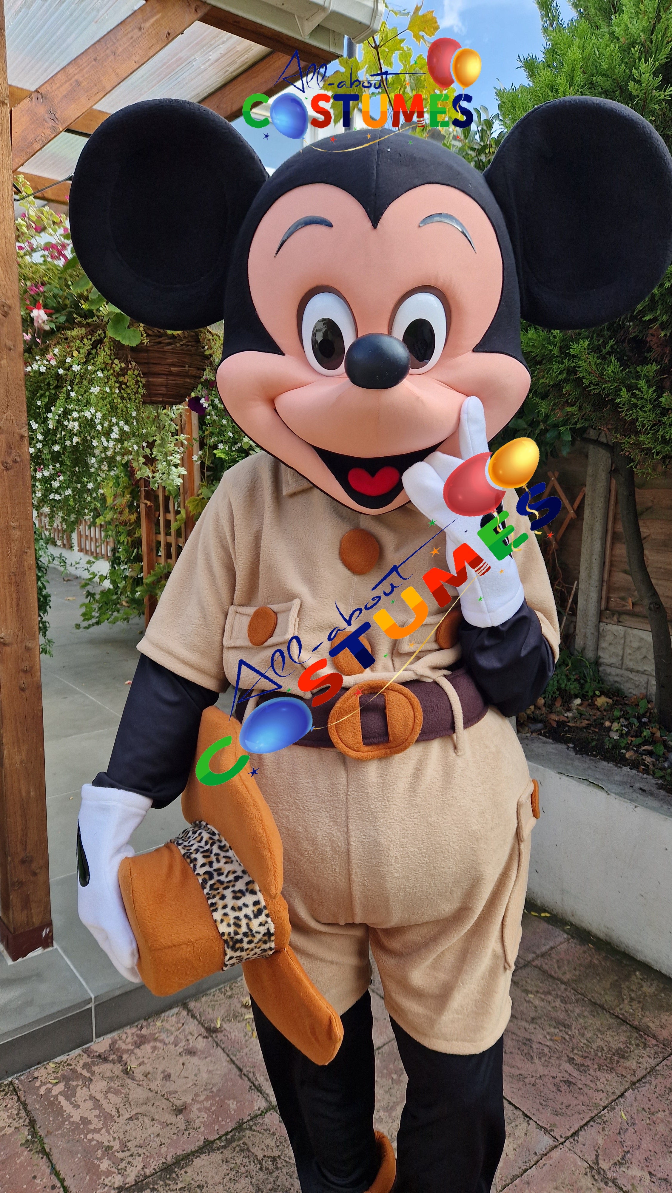 Safari Mickey Mouse