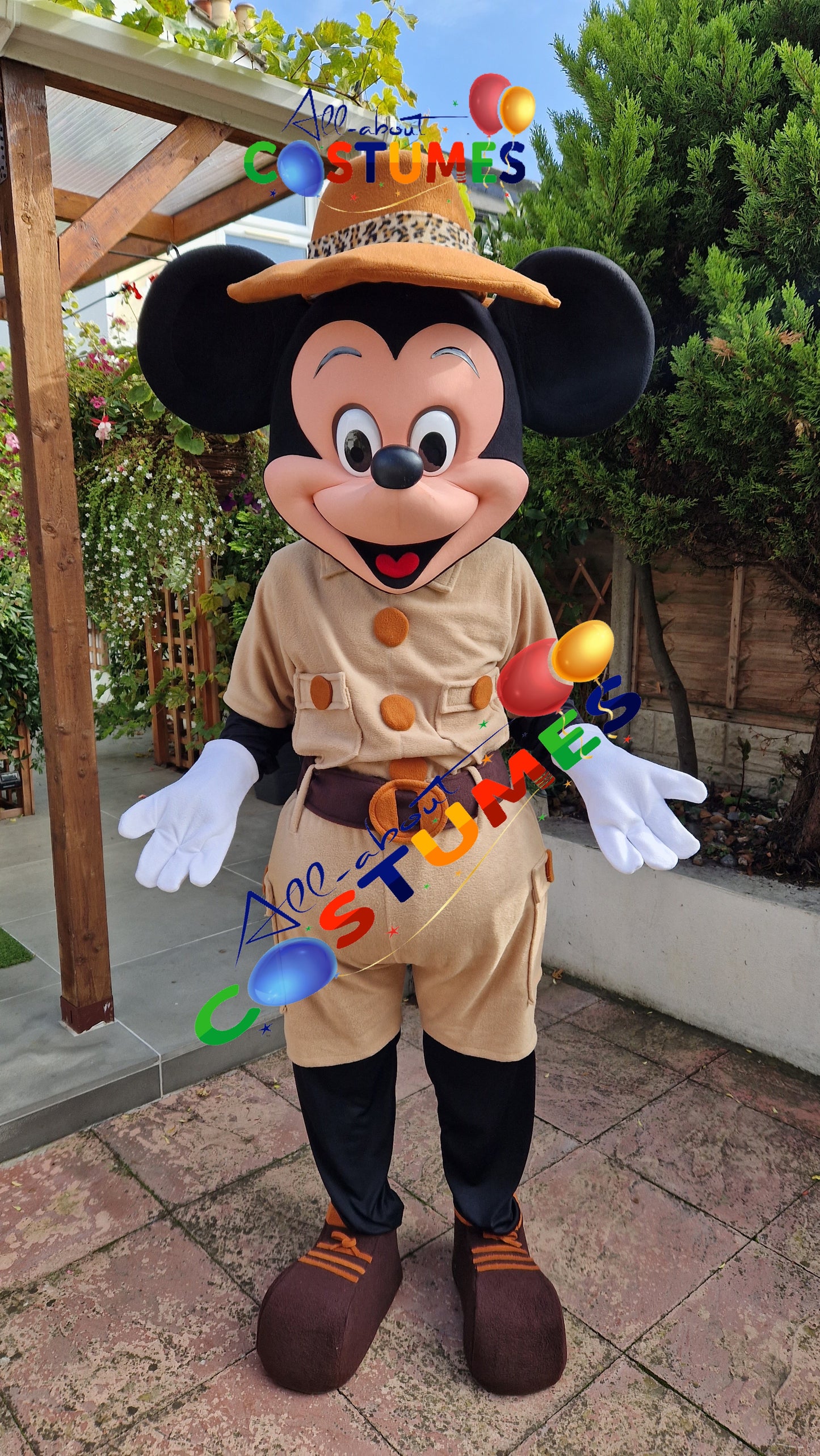 Safari Mickey Mouse