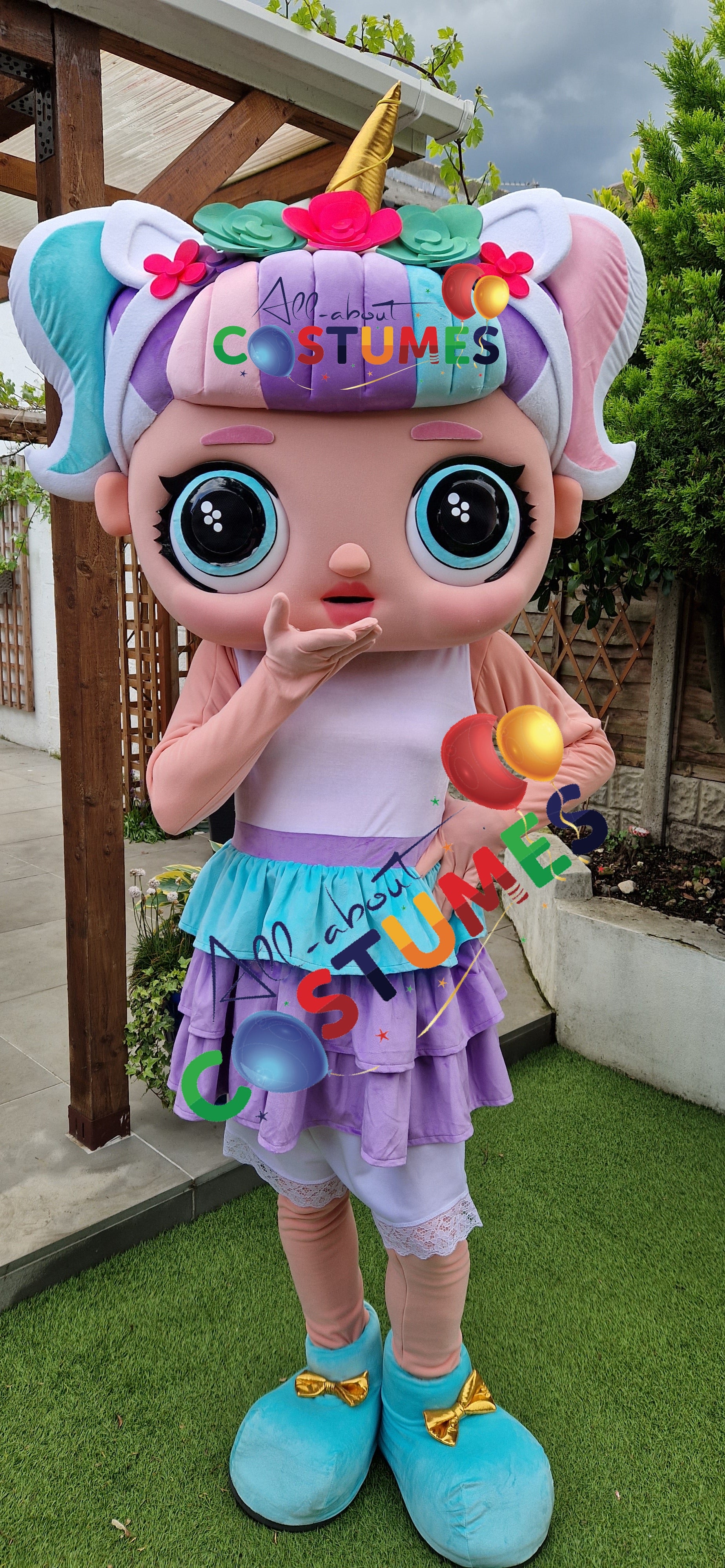 Muñeca LOL Unicornio